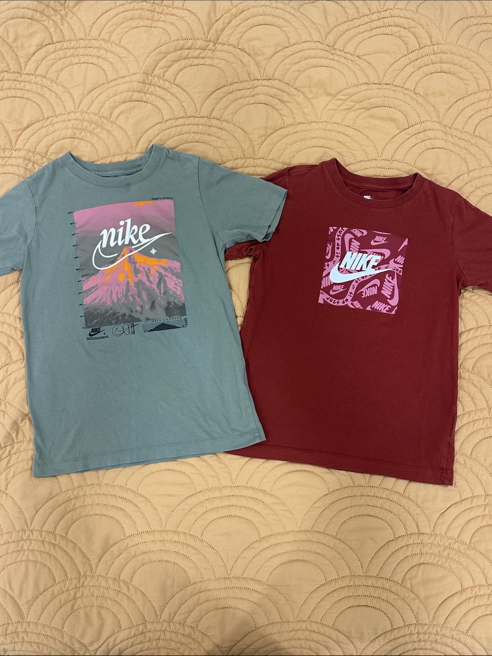 Nike Kids Short-Sleeve Graphic Tees in Teal Green & Maroon